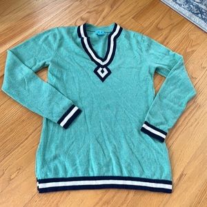 Stylish Teal V-Neck Women's Sweater